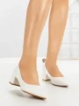 Pantofi cu Toc Gros 8125 WHITE | CM