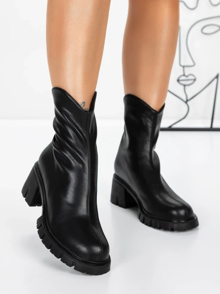 Gležnjače za žene 3WL16 Crna | Mei