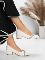 Cipele s malom petom 3XKK99 Bijela | Mei