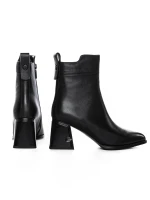 Niske čizme s debelim potplatom K107-55-B81A Crna Jose Simon