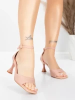 Sandale s tankom petom za žene 5GZ90 Ružičasta | Mei