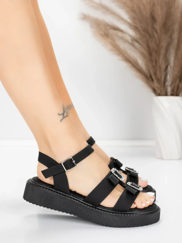 Sandale s niskim potplatom za žene 5H80 Crna | Mei
