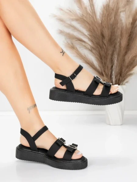 Sandale s niskim potplatom za žene 5H80 Crna | Mei