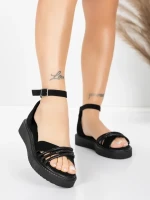 Sandale s niskim potplatom za žene 5H81 Crna | Mei