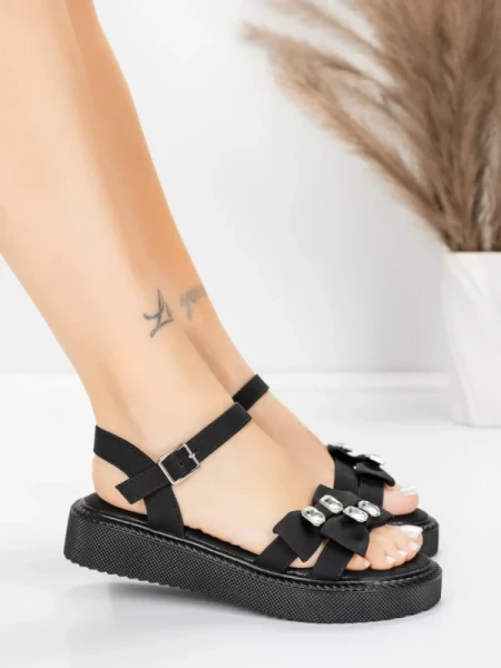 Sandale s niskim potplatom za žene 5H82 Crna | Mei