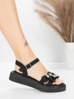 Sandale s niskim potplatom za žene 5H82 Crna | Mei