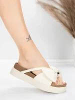 Ženske papuče od prave kože TP637-1 Krem | Formazione