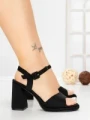 Sandale Dama cu Toc Gros G2432 BLACK | FESTISIMO